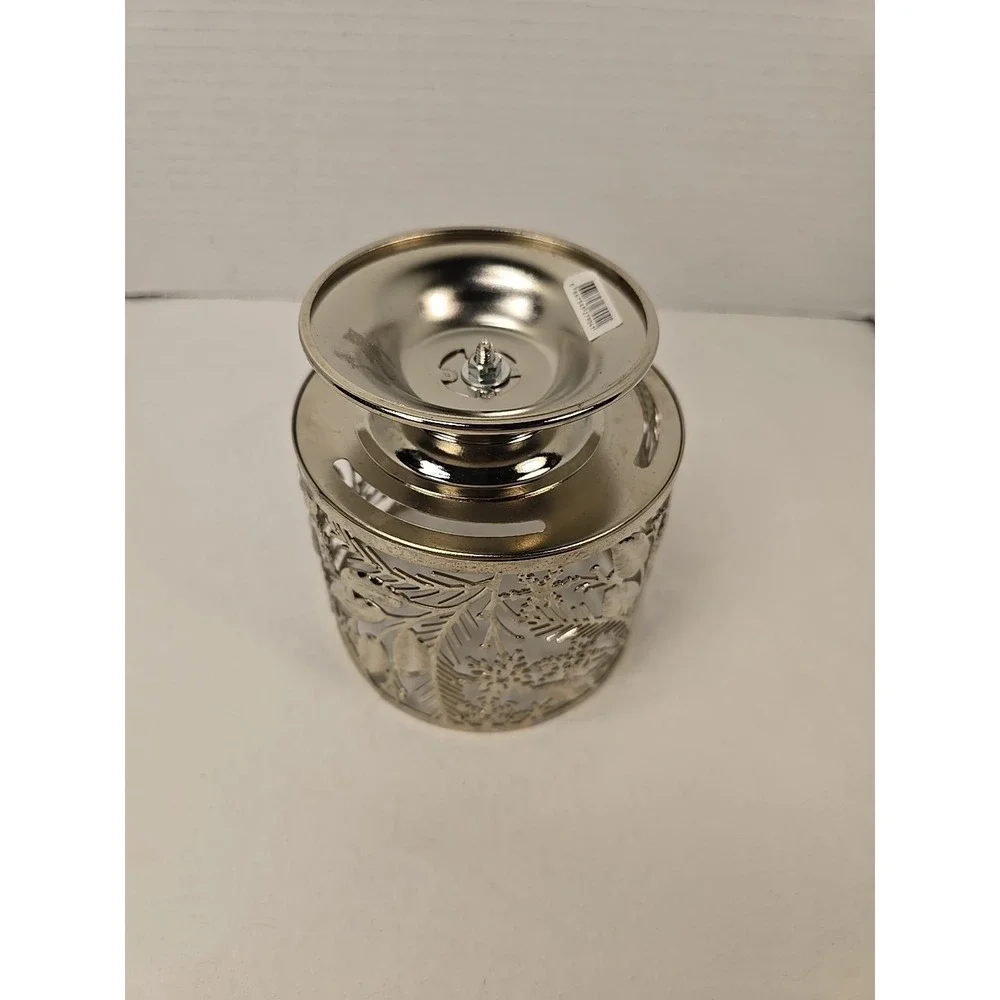 Bath & Body Works Silver Chrome Snowflakes Pedestal 3 Wick Candle Holder - Picture 4 of 5